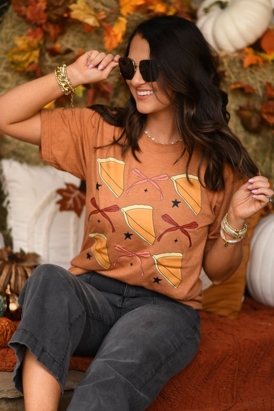 PIE AND BOWS TEE