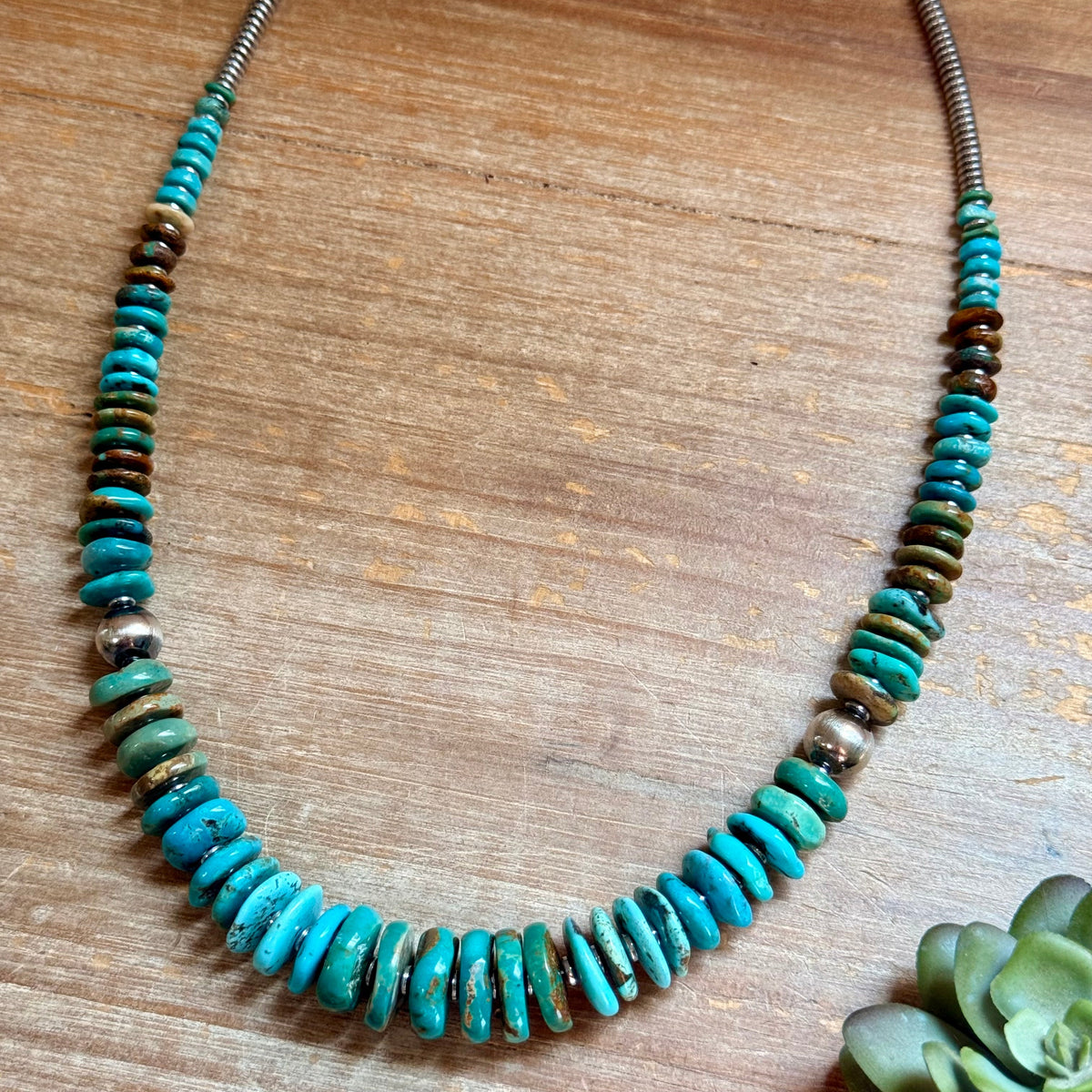 Tri-Color Graduated Turquoise Necklace 22 inch