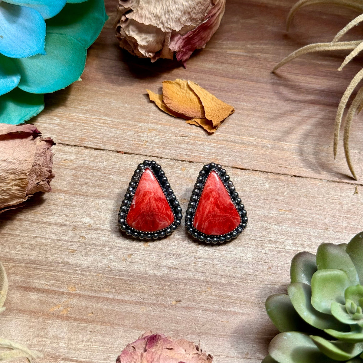 MJ Large Red Spiny Oyster Teardrop Stud Earrings with Beaded Wire
