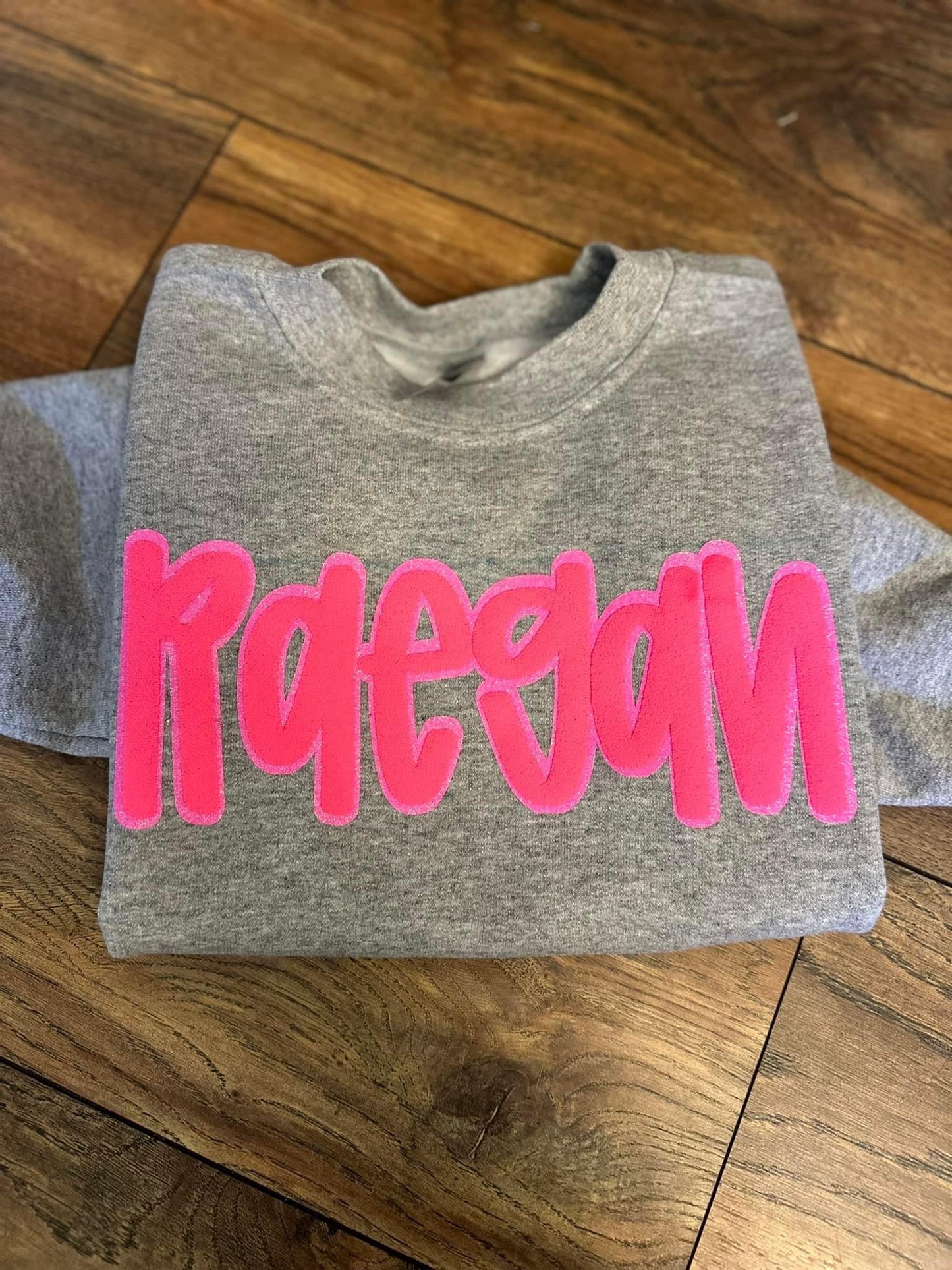 Puff & Glitter Name sweatshirts - WS