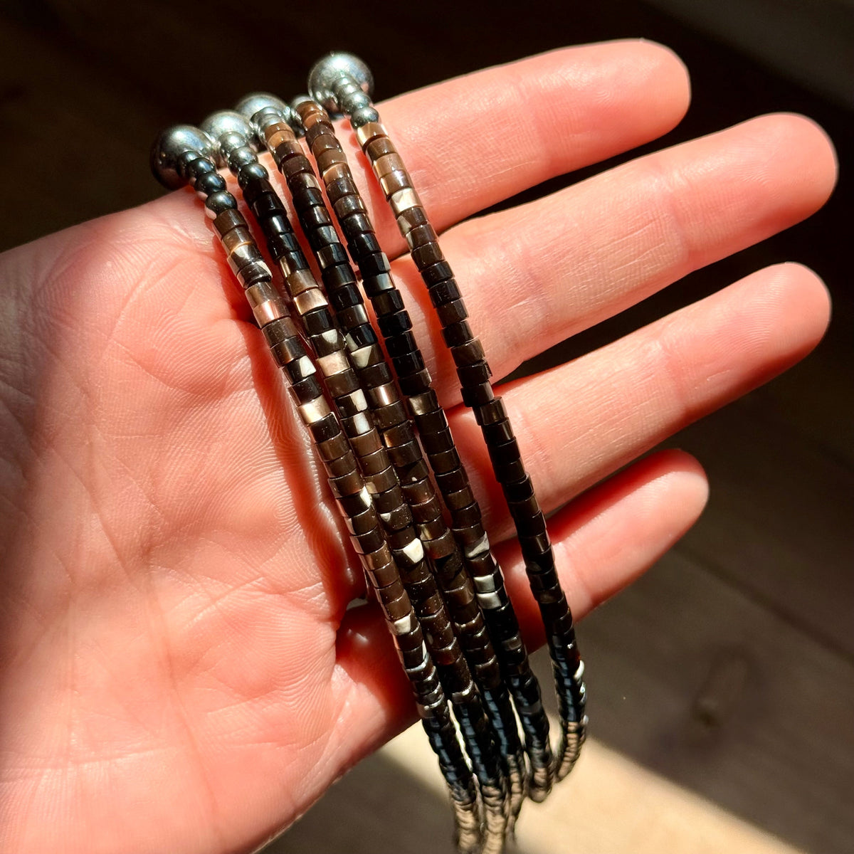 14-Inch Dyed Brown Shell Choker