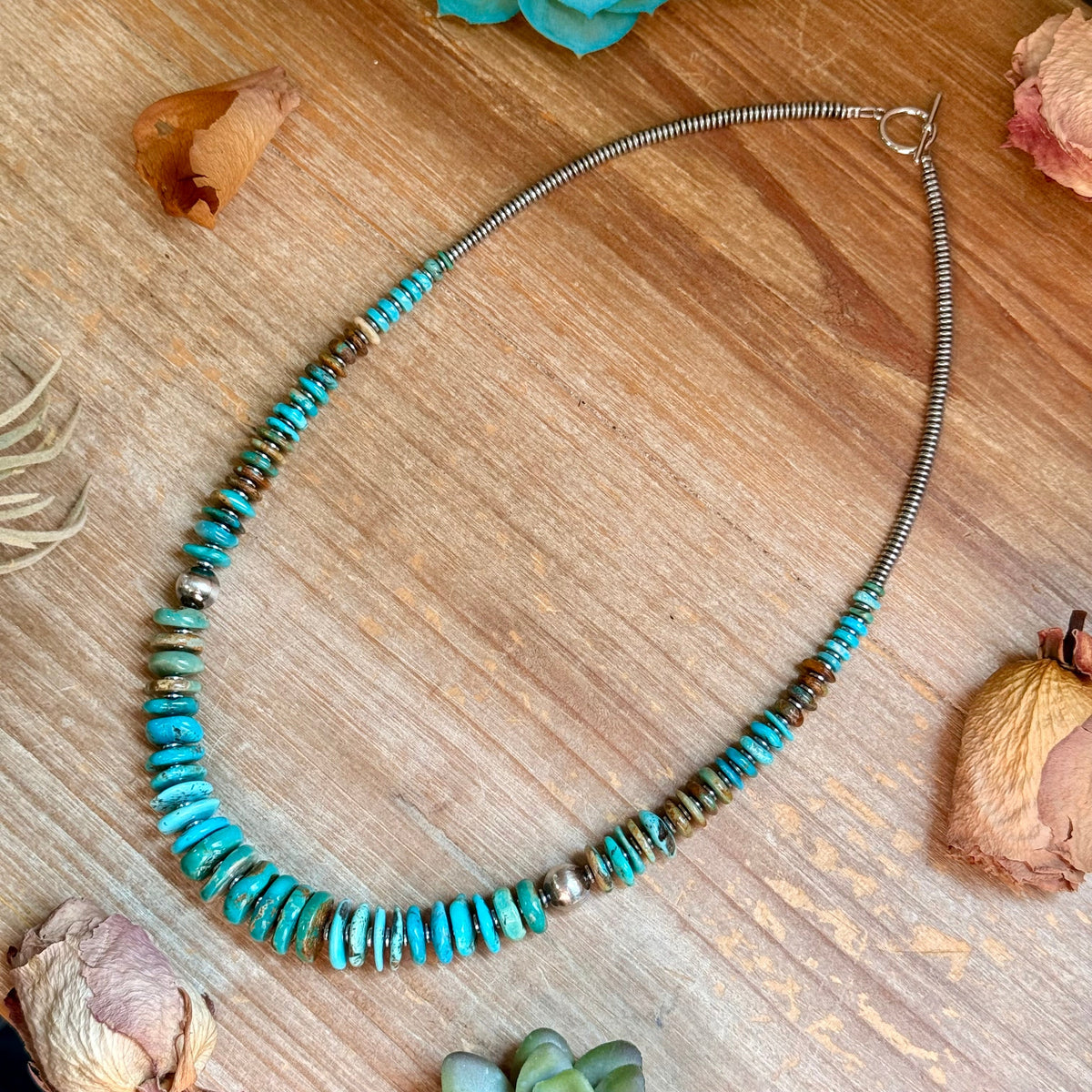 Tri-Color Graduated Turquoise Necklace 22 inch