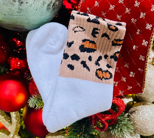 RTS White Solid Leopard Winter Socks