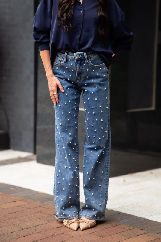 Straight-Leg Jeans with Pearls Studs