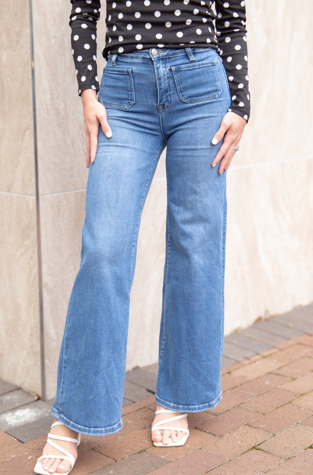 The Valentina Mid-Wash Jeans