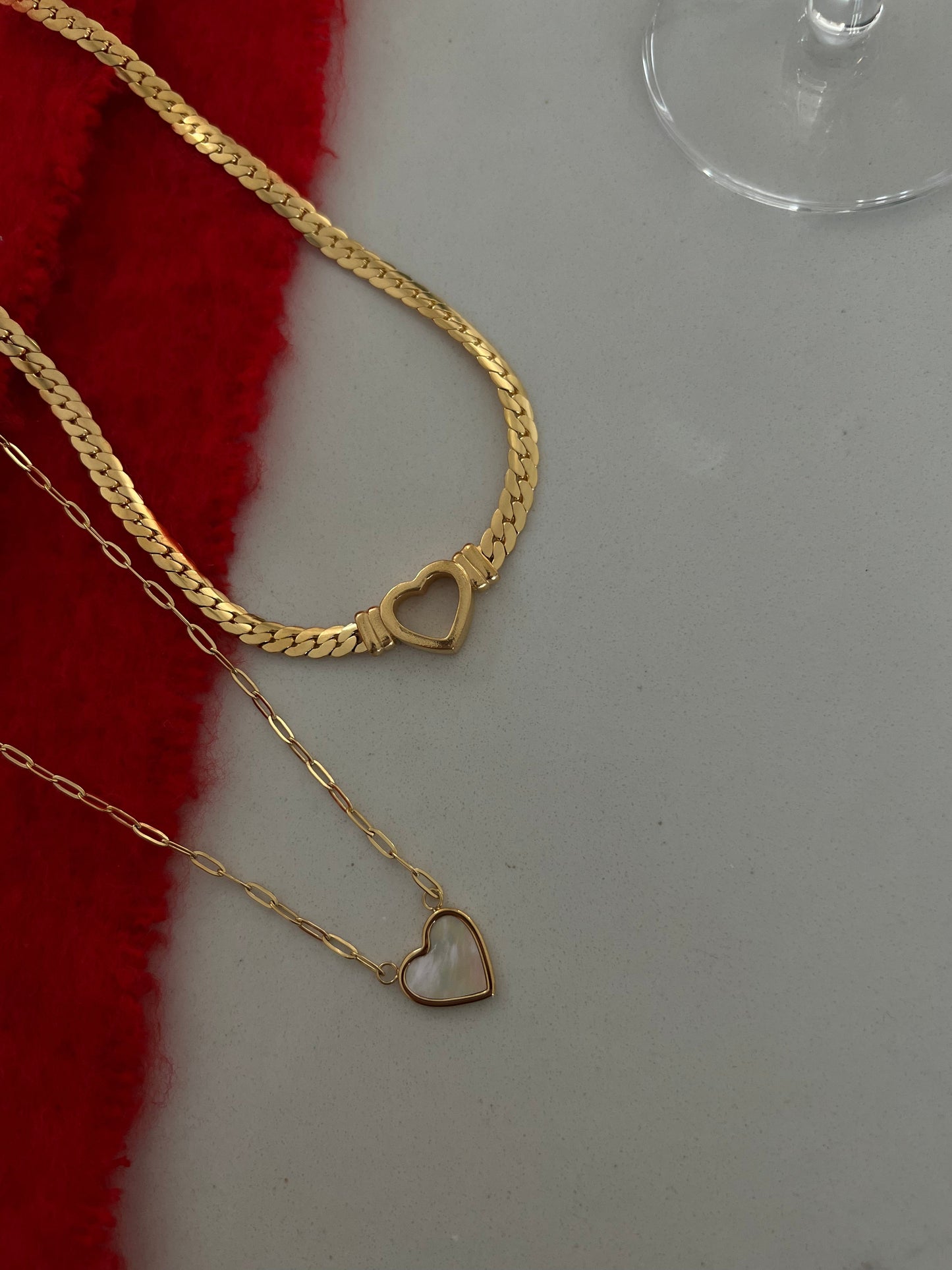 WHITE HEART NECKLACE